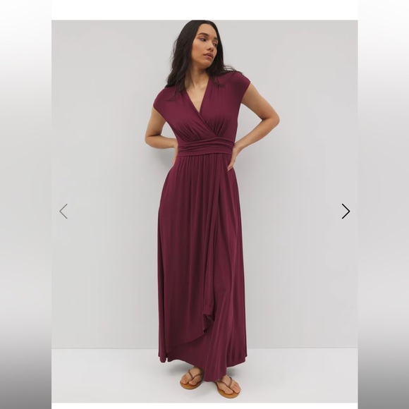 Soma Dresses & Skirts - Soma dark red plum Maxi Dress built in bra and pockets NWT serenity small S